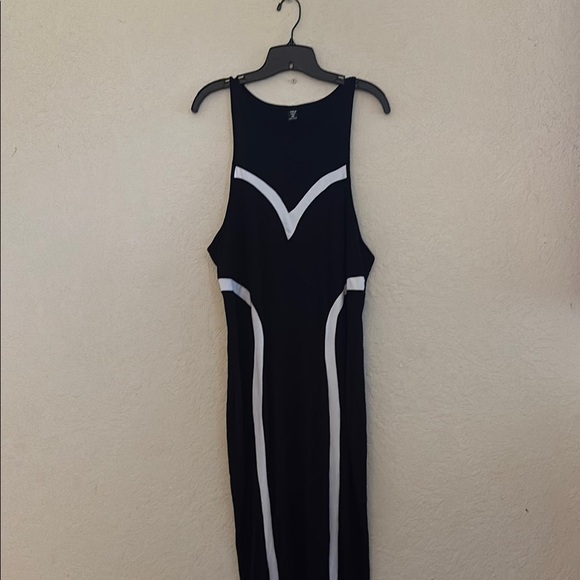 SHEIN Dresses & Skirts - Elegant Black and White Dress